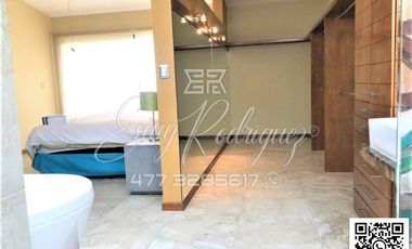 CASA AMUEBLADA EN LA CAMPIÑA, León,Gto; RENTA $36,500, 3 REC. CON BAÑO C/U, 4 AUTOS, JARDÍN CON TERRAZA