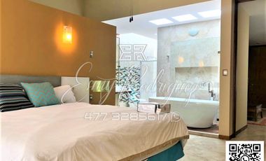 CASA AMUEBLADA EN LA CAMPIÑA, León,Gto; RENTA $36,500, 3 REC. CON BAÑO C/U, 4 AUTOS, JARDÍN CON TERRAZA