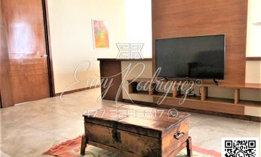 CASA AMUEBLADA EN LA CAMPIÑA, León,Gto; RENTA $36,500, 3 REC. CON BAÑO C/U, 4 AUTOS, JARDÍN CON TERRAZA