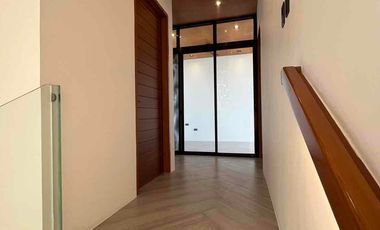 Brand-New Modern Filipino Smart Home – Angeles City