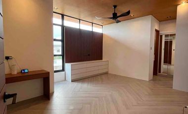 Brand-New Modern Filipino Smart Home – Angeles City