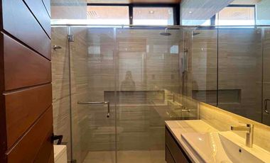 Brand-New Modern Filipino Smart Home – Angeles City