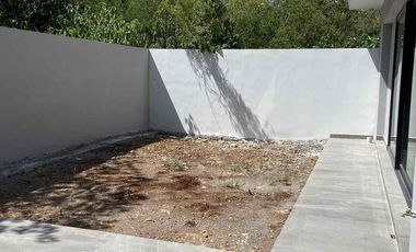 CASA EN VENTA EN AYSSO RESIDENCIAL, ZONA SUR ,CARRETERA NACIONAL ,MONTERREY N.L.