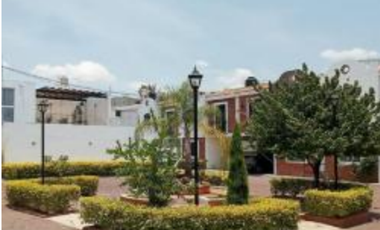 BELLA CASA EN COTO RESIDENCIAL QUETZAL EN MICHOACAN