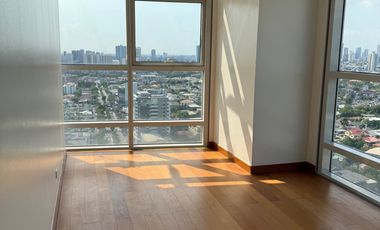 Ready for Occupancy 3bedrooms condominium Greenhills san juan