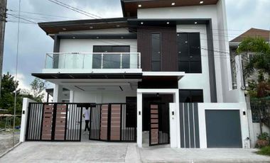 Elegant 4Bedroom and Spacious House and lot for sale in Angeles City