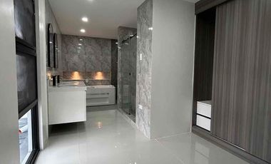 Elegant 4Bedroom and Spacious House and lot for sale in Angeles City