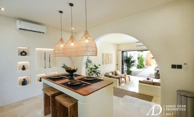 FREEHOLD | MEDITERRANEAN-STYLE 2-BEDROOM VILLA - PERERENAN