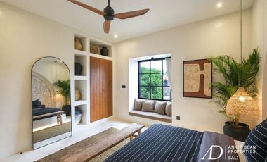 FREEHOLD | MEDITERRANEAN-STYLE 2-BEDROOM VILLA - PERERENAN