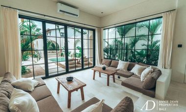 FREEHOLD | MEDITERRANEAN-STYLE 2-BEDROOM VILLA - PERERENAN