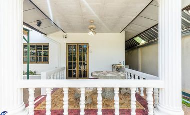 2 Bed house and pool for rent Huai Wang Nong