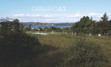 LOTE CON ESPECTACULARES VISTAS AL LAGO LOS MOLINOS- 680