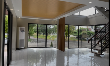 Brand New Modern Glass House For Sale