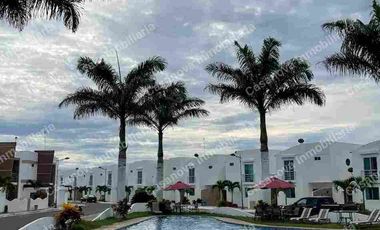 Venta de casa en Punta Carnero, Salinas ,Santa elena