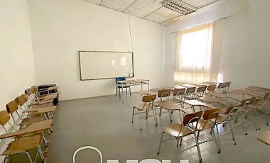 Oportunidad Única para Inversionistas y Proyectos Educacionales en el Centro de Santiago