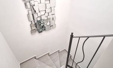 REMATE! ÚLTIMA UNIDAD, CASA DE 3 RECÁMARAS, SE ENTREGA AMUEBLADA Y TOTALMENTE EQUIPADA!