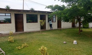 Venta De Terreno Agricola Con Casa De Campo Con Ruedo Y Casillero De Gallos.