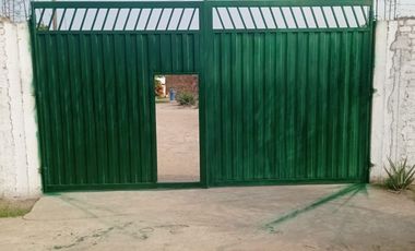 Venta De Terreno Agricola Con Casa De Campo Con Ruedo Y Casillero De Gallos.