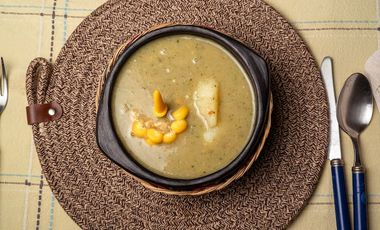 ALQUILER DE FINCA EL GUAYABO INF AL3244035248 EN COPACABANA.