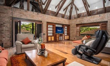 ALQUILER DE FINCA EL GUAYABO INF AL3244035248 EN COPACABANA.