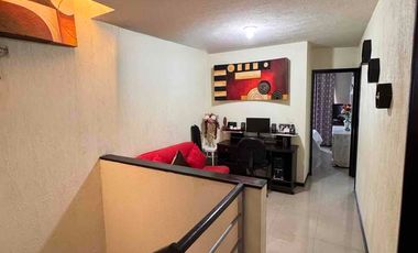 Casa en venta en Rinconadas del Valle, Jardines del Valle en Zapopan Jalisco