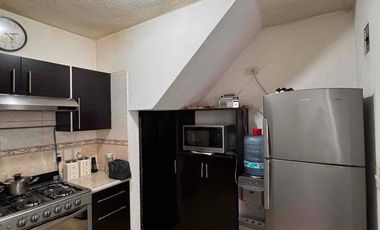 Casa en venta en Rinconadas del Valle, Jardines del Valle en Zapopan Jalisco