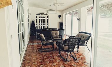 Casa Residencial Estilo Quinta