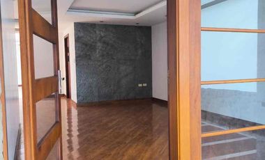 Casa en venta DE UN PISO sector puertas del sol el batan san Sebastián con área verde
