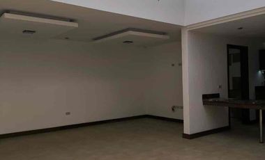 Casa en venta DE UN PISO sector puertas del sol el batan san Sebastián con área verde