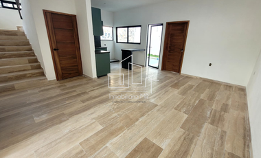 CASA CON ALBERCA EN MORELOS