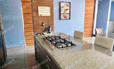 Departamento  en planta baja con 3 recámaras