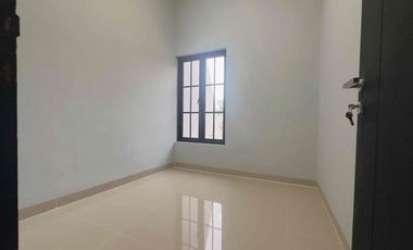 DIJUAL RUMAH DIMAKASSAR, JALAN MERANTI DEKAT MALL PANAKKUKANG