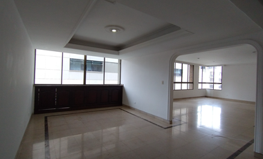 Apartamento en arriendo en Alto Prado.
