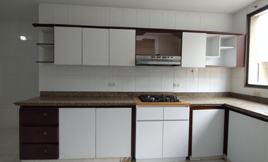 Apartamento en arriendo en Alto Prado.
