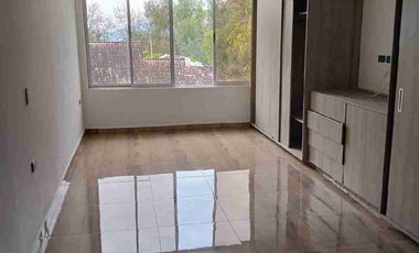 SE VENDE CASA EXCELENTE UBICACIÓN EN FUSAGASUGA.