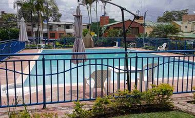 SE VENDE CASA EXCELENTE UBICACIÓN EN FUSAGASUGA.