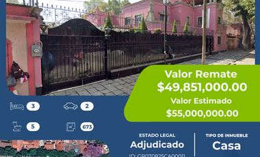 Casa en venta en zona residencial, 3 recámaras, 6 baños, 3 estacionamientos, 673 m² construidos (Remate bancario)