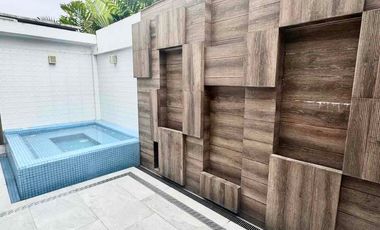 Casa en alquiler sector  a paseo shopping ingreso a a Machala Urb privada Pronobis