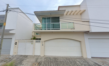CASA EN VENTA EN COSTA DE ORO VERACRUZ DE REMATE YA ADJUDICADA