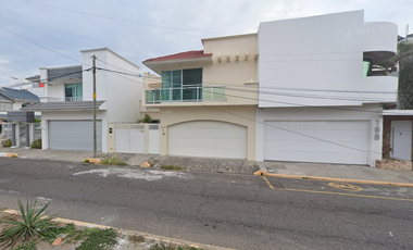 CASA EN VENTA EN COSTA DE ORO VERACRUZ DE REMATE YA ADJUDICADA