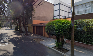 HERMOSA CASA EN COLONIA NOCHE BUENA BENITO JUAREZ CDMX