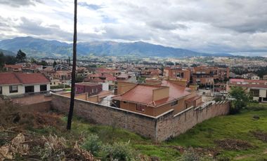Terrenos En Venta en Cuenca 2.256 m² con vista, alta plusvalía y oportunidad de inversión