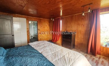 Leon Propiedades vende parcela con casa en sector lo Águila, Curacaví.