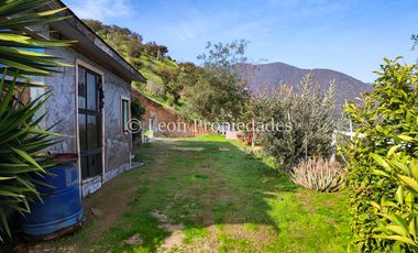 Leon Propiedades vende parcela con casa en sector lo Águila, Curacaví.