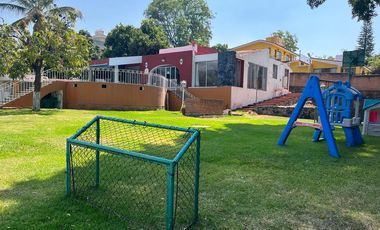 VENTA DE CASA EN FRACC. VERGELES DE OAXTEPEC, MORELOS