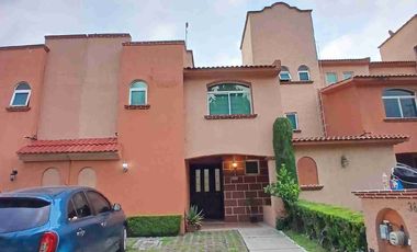 VENTA DE CASA EN SANTA MÓNICA