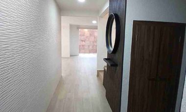 VENTA DE CASA EN SANTA MÓNICA