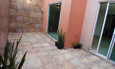 VENTA DE CASA EN SANTA MÓNICA