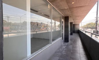 LOCAL FRENTE AL BLVD. DIAZ ORDAZ EN RENTA EN PLAZA COMERCIAL