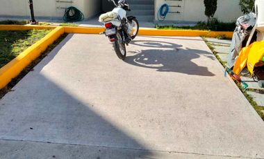 Bonito departamento en planta baja con excedente en Fraccionamiento Real de Castilla II Tula, Hgo